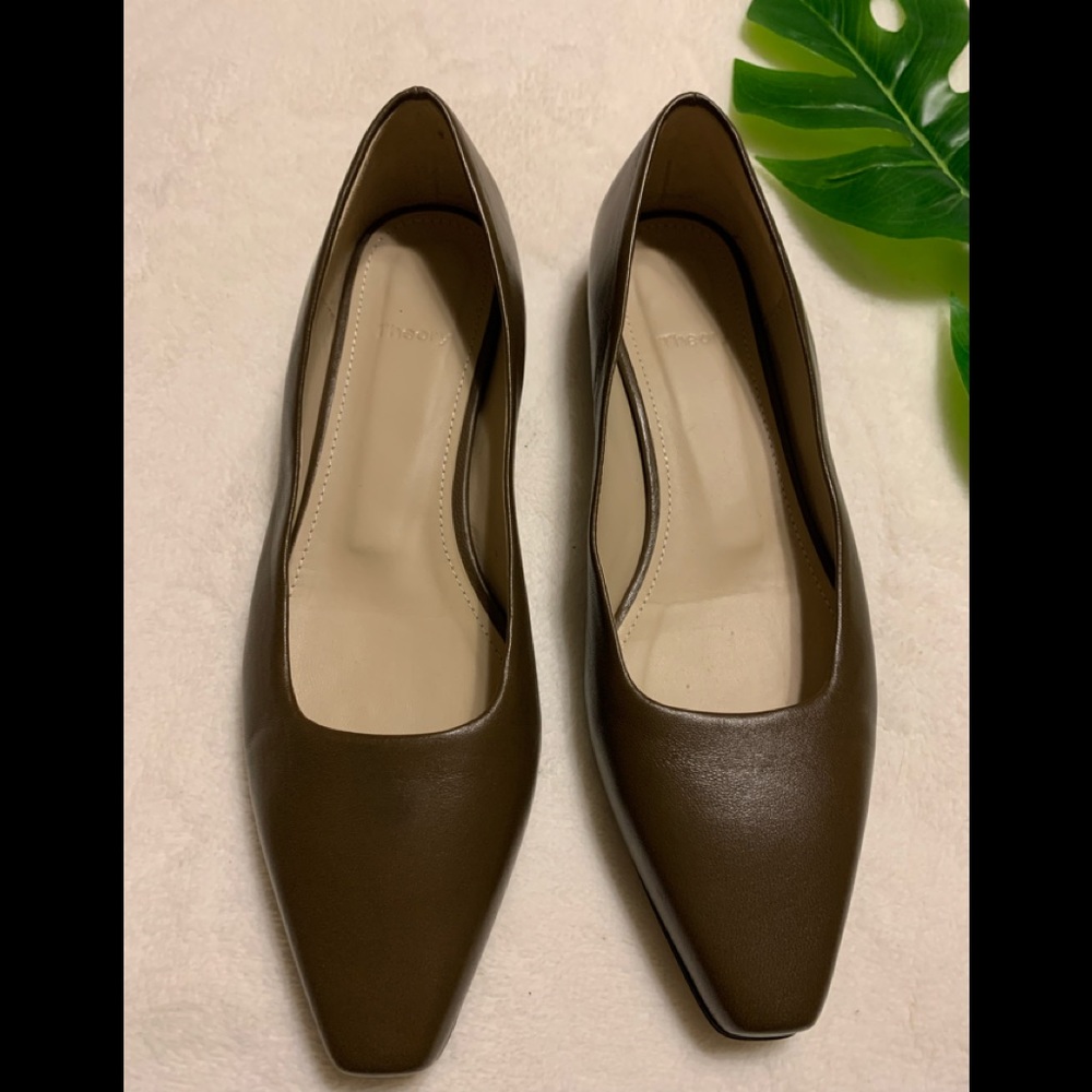 Theory leather loafers flats